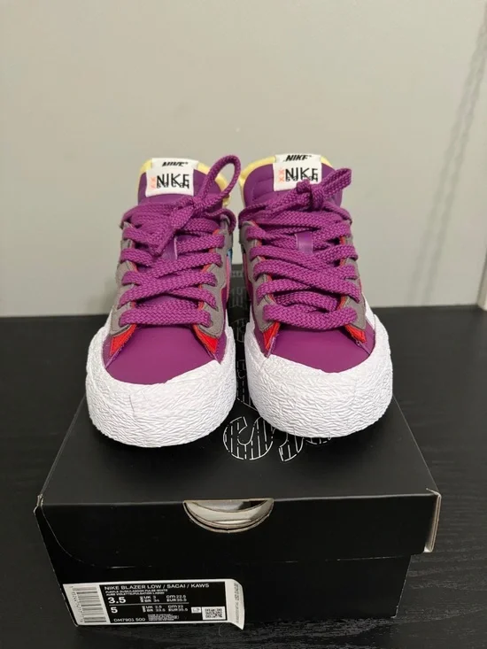 Nike sacai x KAWS Blazer Low in
Purple Dusk 3.5M/5W - Picture 2 of 3